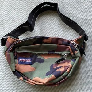 NWOT Jansport Fannypack